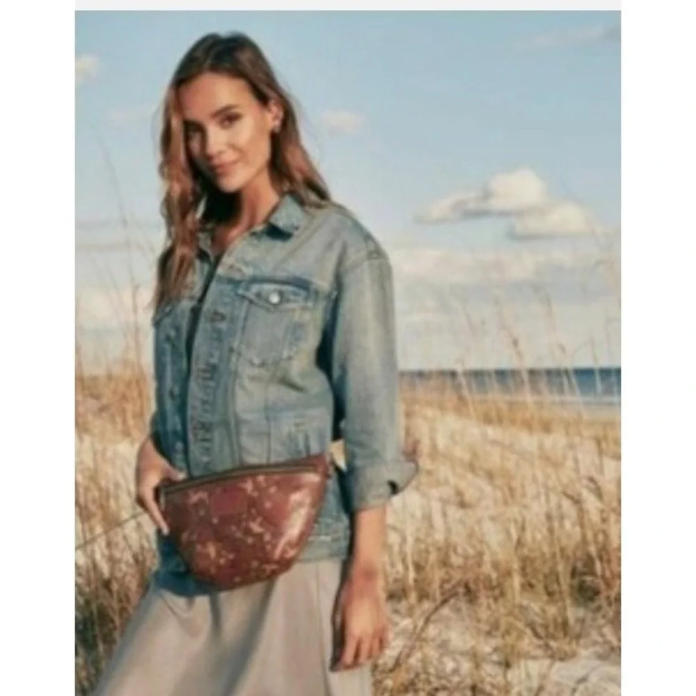 Patricia Nash Tinchi Leather Convertible Crossbody PYTHON BLACK‎   FANNY PACK